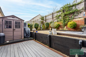 Photo 16- click for photo gallery